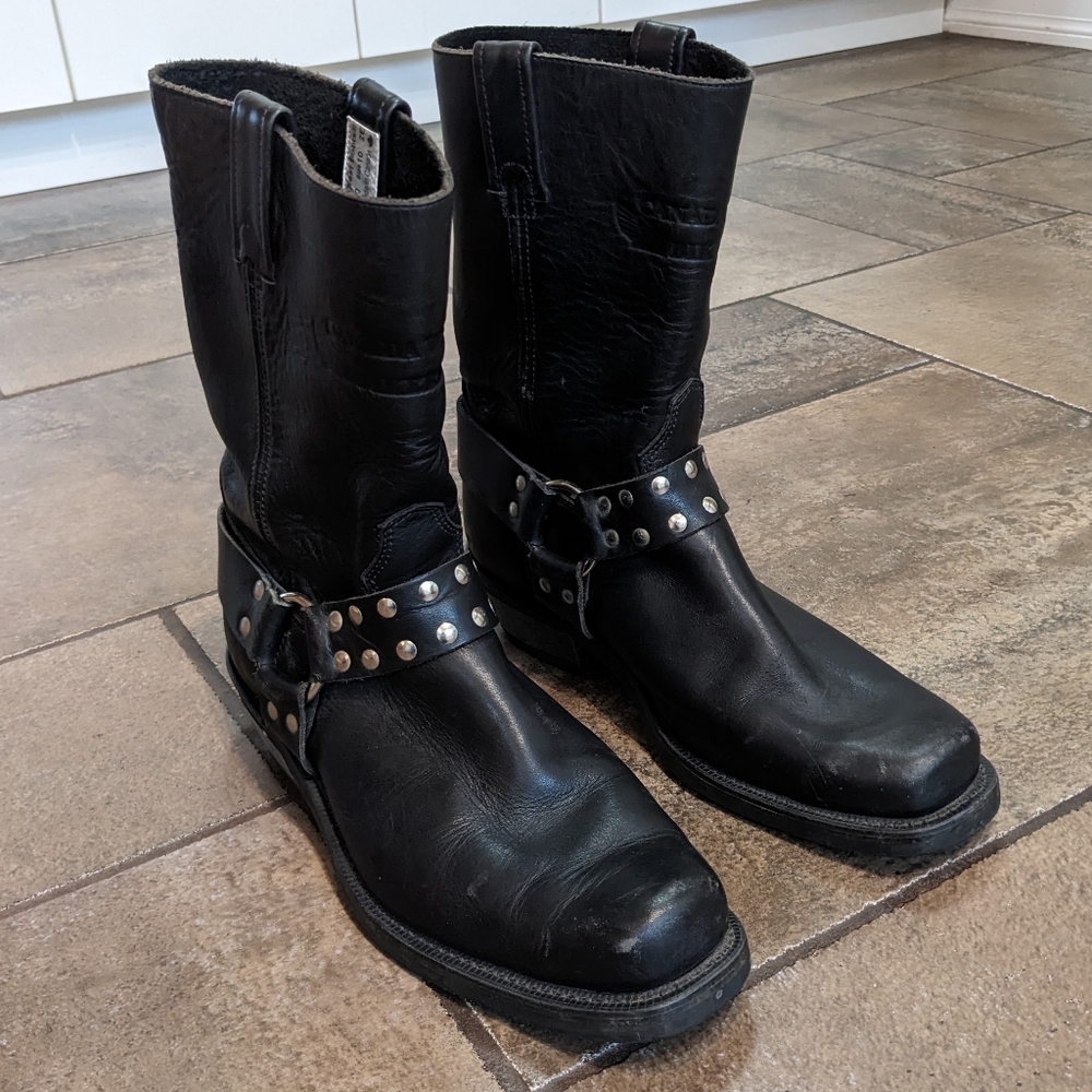 Canada West Biker Boots Studded Leather Edgy Western Size 10 2E Black